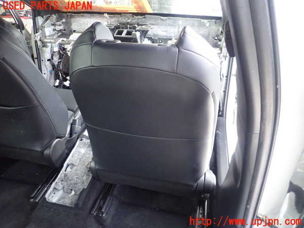 1UPJ-9237017035]カローラ ツーリング ハイブリッド(ZWE211W)運転席シート 中古_2