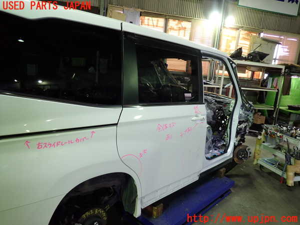 1UPJ-9237021290]ヴォクシー(ノア)(MZRA90W)右後ドア 中古 NSG M3Q8 43R-003021_3