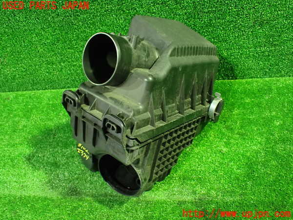 1UPJ-9237022560]ヴォクシー(ノア)(MZRA90W)エアクリーナーボックス 中古_2