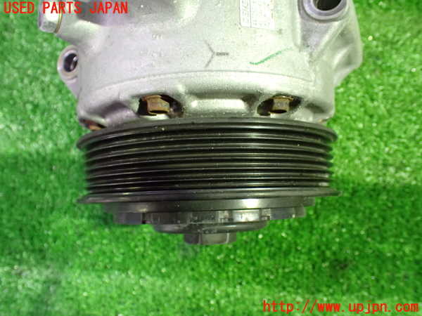 1UPJ-9237026025]ヴォクシー(ノア)(MZRA90W)エアコンコンプレッサー 中古_2