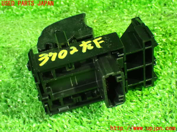 1UPJ-9237026245]ヴォクシー(ノア)(MZRA90W)左前パワーウィンドウスイッチ 中古_2