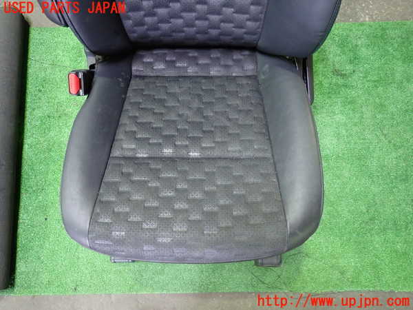 1UPJ-9237027065]ヴォクシー(ノア)(MZRA90W)助手席シート 中古_4