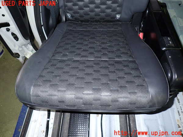 1UPJ-9237027145]ヴォクシー(ノア)(MZRA90W)右2列目シート 中古_3