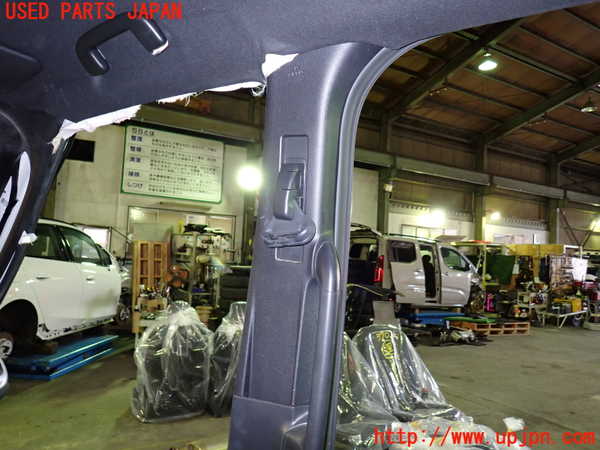 1UPJ-9237027665]ヴォクシー(ノア)(MZRA90W)右センターピラートリム 中古_2