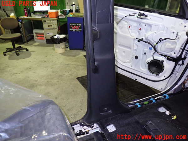 1UPJ-9237027670]ヴォクシー(ノア)(MZRA90W)左センターピラートリム 中古_3