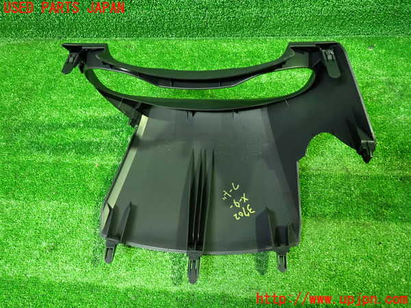 1UPJ-9237027510]ヴォクシー(ノア)(MZRA90W)メーターフード 中古_2