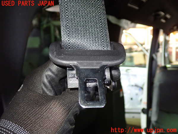 1UPJ-9237027215]ヴォクシー(ノア)(MZRA90W)3列目シートベルト 中古_2