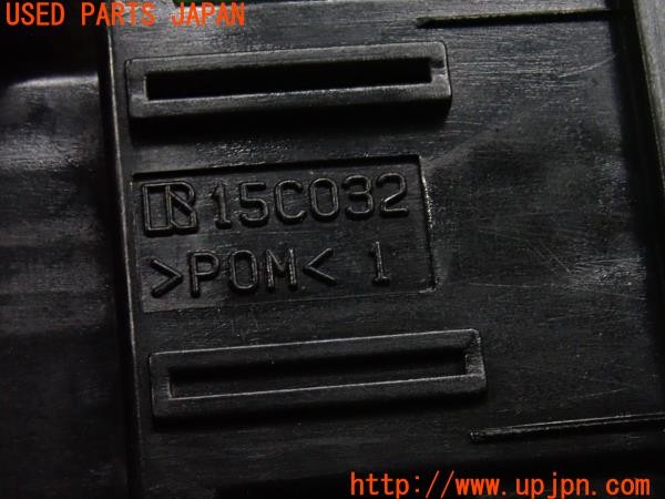 3UPJ=9237030533]コペン(LA400K)後期 純正 R15A977 トラクションコントロール スイッチ 横滑り防止 TRC 中古_4