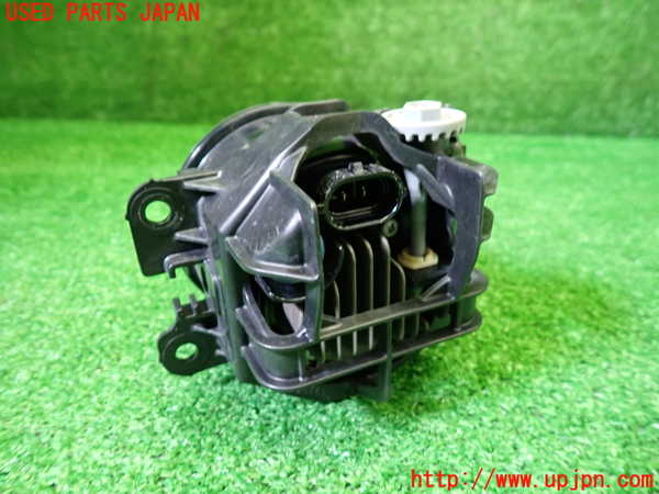 1UPJ-9237041180]スペーシア カスタム(MK53S)右フォグ 中古_4