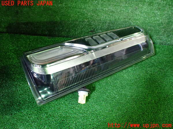 1UPJ-9237041530]スペーシア カスタム(MK53S)右テールランプ 中古_3