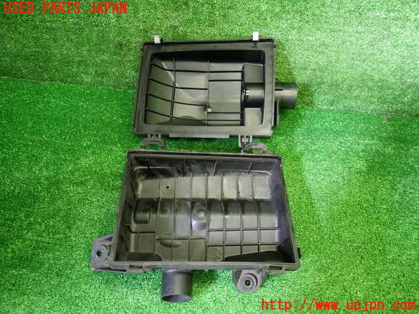 1UPJ-9237042560]スペーシア カスタム(MK53S)エアクリーナーボックス 中古_4