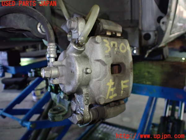 1UPJ-9237044085]スペーシア カスタム(MK53S)左フロントキャリパー 中古_2