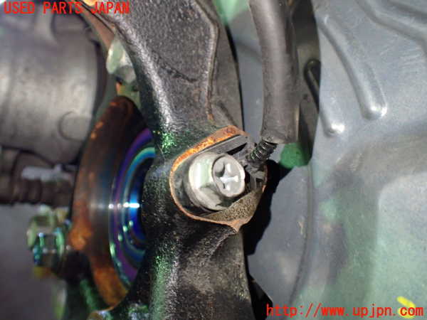 1UPJ-9237044290]スペーシア カスタム(MK53S)右フロントナックルハブ 中古_3