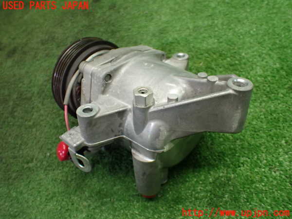 1UPJ-9237046025]スペーシア カスタム(MK53S)エアコンコンプレッサー 中古_2