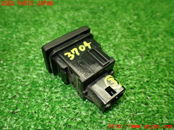 1UPJ-9237046308]スペーシア カスタム(MK53S)スイッチ3 (スライドドアON) 中古_3