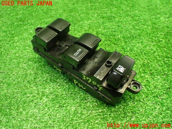 1UPJ-9237046240]スペーシア カスタム(MK53S)右前パワーウィンドウスイッチ 中古_3