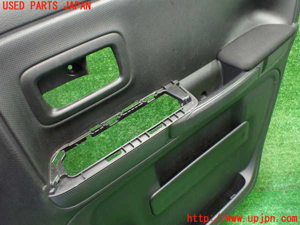 1UPJ-9237041234]スペーシア カスタム(MK53S)右前ドア内張り 中古_2