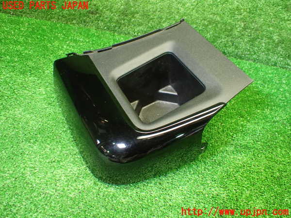 1UPJ-9237047810]スペーシア カスタム(MK53S)ドリンクホルダー 中古_2