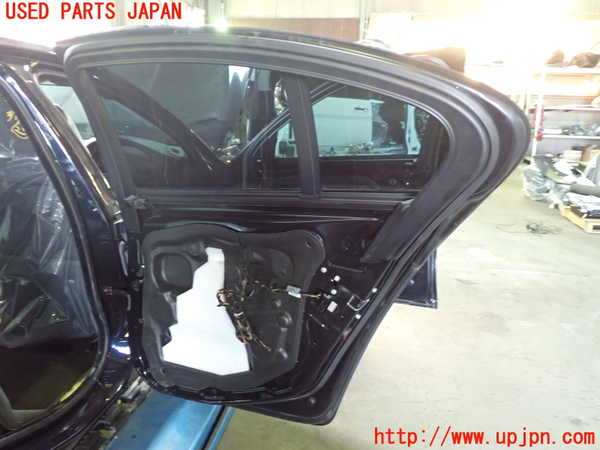 1UPJ-9237051290]BMW 528i(FR30)(F10)右後ドア 中古(43R-00049 M25)_3