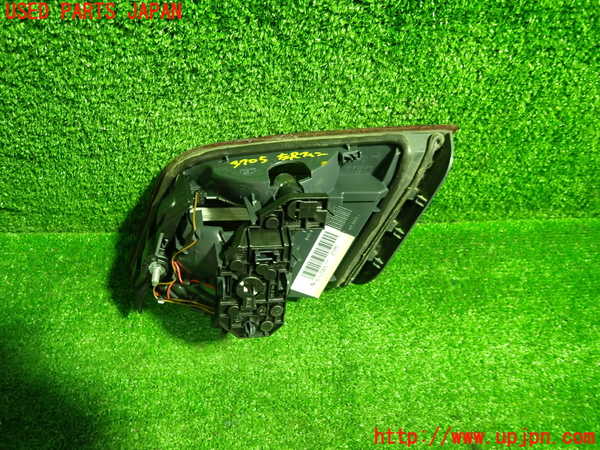 1UPJ-9237051552]BMW 528i(FR30)(F10)左リアフィニッシャー 中古_3