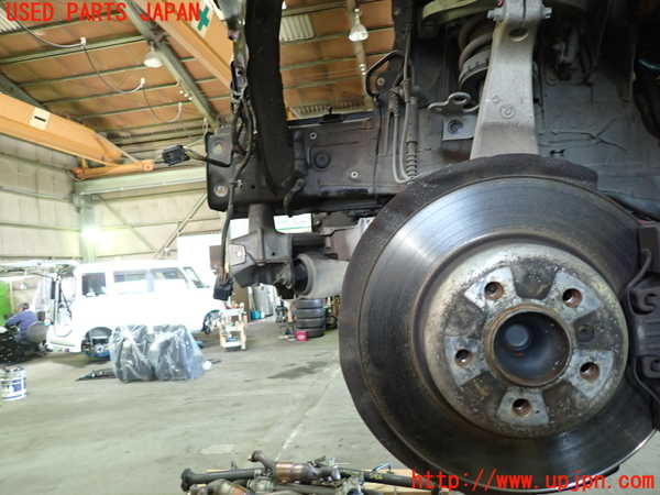 1UPJ-9237054295]BMW 528i(FR30)(F10)左フロントナックルハブ 中古_2