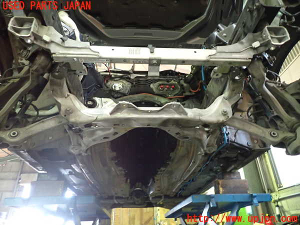 1UPJ-9237055285]BMW 528i(FR30)(F10)フロントメンバー 中古_3