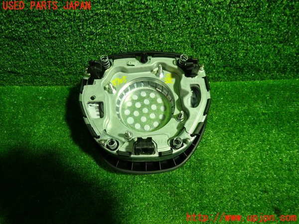 1UPJ-9237057865]BMW 528i(FR30)(F10)運転席側エアバッグカバー 中古_3