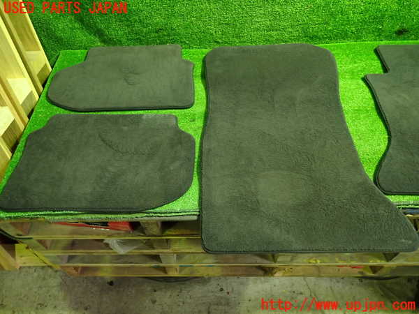 1UPJ-9237057800]BMW 528i(FR30)(F10)フロアマット 中古_3