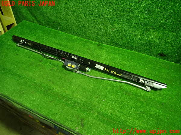 1UPJ-9237057790]BMW 528i(FR30)(F10)リアサンシェード 中古_3