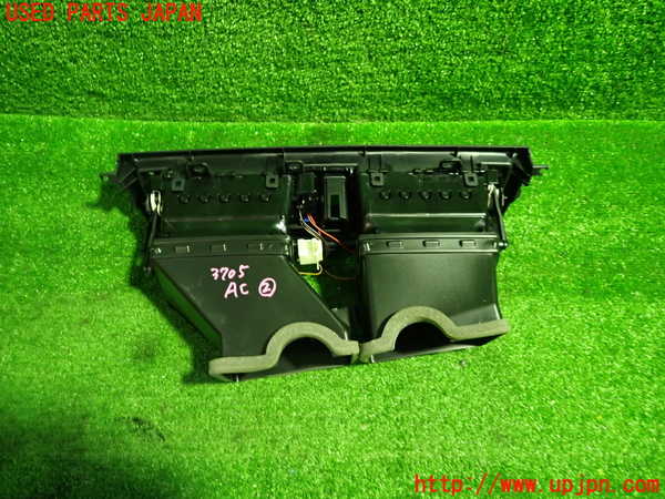 1UPJ-9237057527]BMW 528i(FR30)(F10)エアコン吹き出し口2 (真中) 中古_2