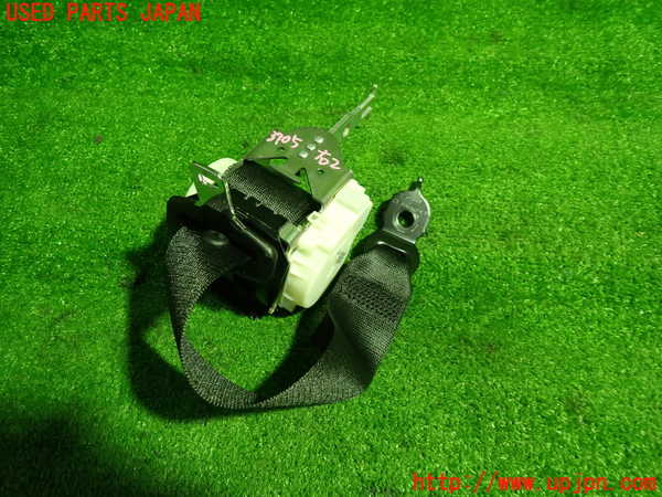 1UPJ-9237057155]BMW 528i(FR30)(F10)右2列目シートベルト 中古_2