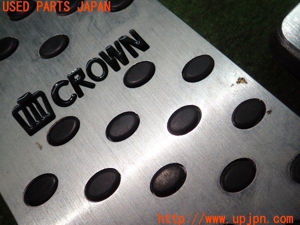 3UPJ=9237060630]クラウン ハイブリッド ロイヤルサルーン(AWS210)社外 ペダルカバー アクセル ブレーキ フット パーキングペダル 中古_2
