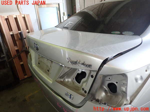 1UPJ-9237061500]クラウン ロイヤル ハイブリッド(AWS210)トランク 中古_3