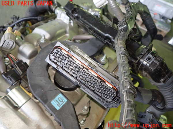 1UPJ-9237062010]クラウン ロイヤル ハイブリッド(AWS210)エンジン 2AR-FSE 中古_3