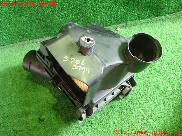 1UPJ-9237062560]クラウン ロイヤル ハイブリッド(AWS210)エアクリーナーボックス 中古_5