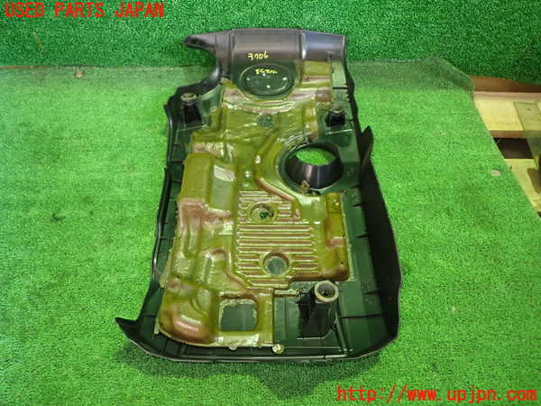 1UPJ-9237062160]クラウン ロイヤル ハイブリッド(AWS210)エンジンアッパーカバー 中古_2