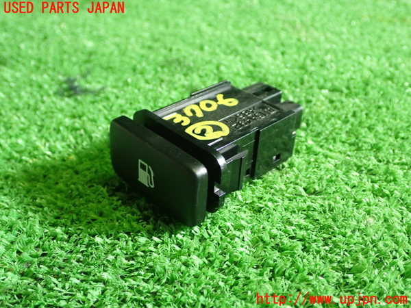 1UPJ-9237066307]クラウン ロイヤル ハイブリッド(AWS210)スイッチ2 (フューエル) 中古_2