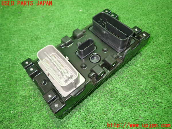 1UPJ-9237066125]クラウン ロイヤル ハイブリッド(AWS210)ABSコンピューター 中古_3