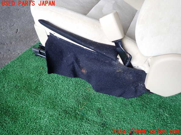 1UPJ-9237067035]クラウン ロイヤル ハイブリッド(AWS210)運転席シート 中古_4