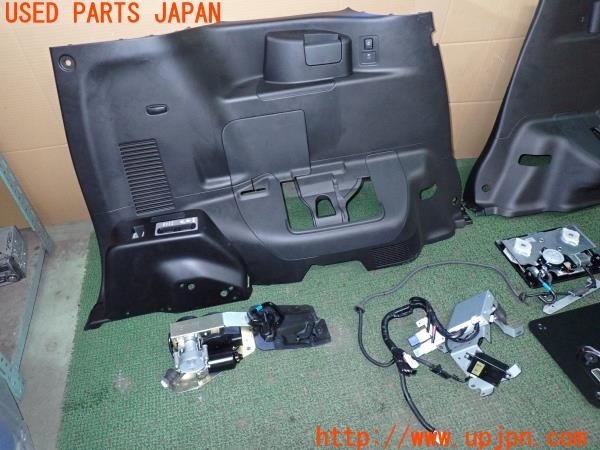 3UPJ=9237070034]セレナ XV(C28)チェアキャブ スロープタイプ 純正 車いす用 電動ウインチ 左右トリム付き HI-LEX 福祉車両 中古_2