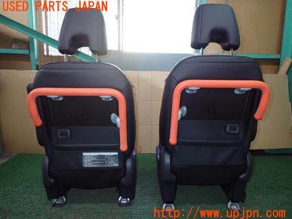 3UPJ=9237070609]セレナ XV(C28)チェアキャブ スロープタイプ 純正 フロントシート 運転席 助手席 車いす1名送迎仕様 グリップ付き 中古_4