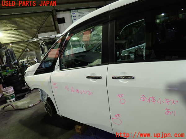 1UPJ-9237071260]セレナ(C28)左前ドア AGC M2H3 中古_2