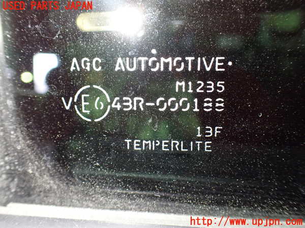 1UPJ-9237071290]セレナ(C28)右後ドア AGC M1235 中古_4