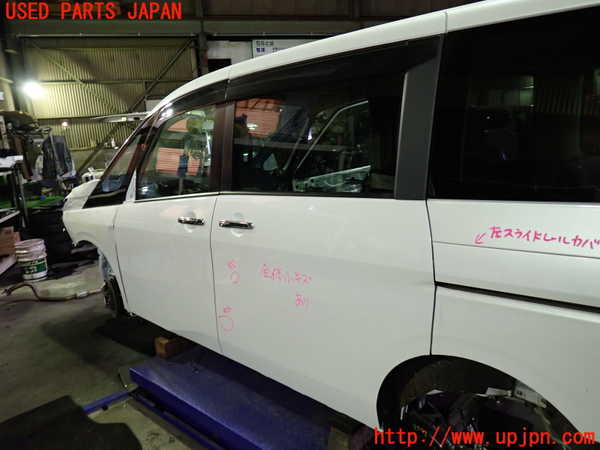 1UPJ-9237071320]セレナ(C28)左後ドア AGC M1235 中古_2