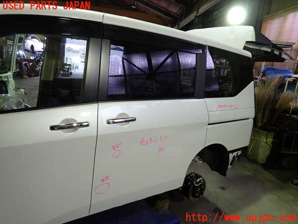 1UPJ-9237071320]セレナ(C28)左後ドア AGC M1235 中古_3