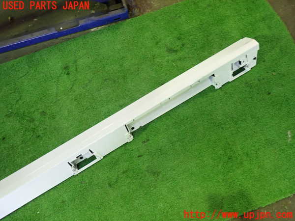 1UPJ-9237071392]セレナ(C28)左サイドステップ 中古_2