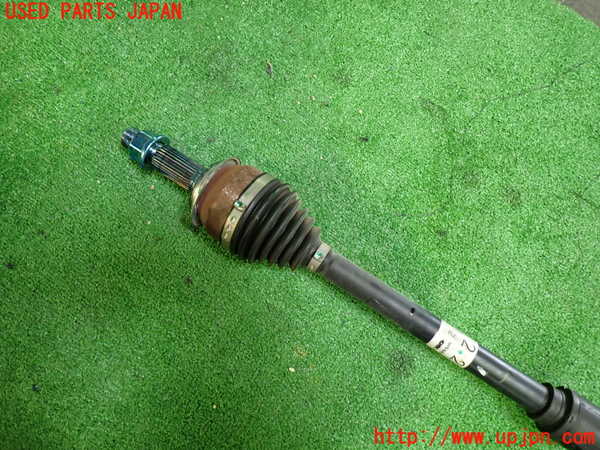 1UPJ-9237074010]セレナ(C28)右フロントドライブシャフト 中古_3