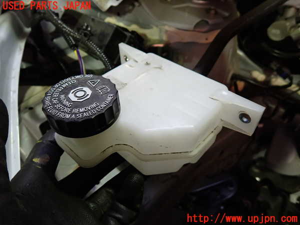 1UPJ-9237074050]セレナ(C28)ブレーキマスターシリンダー 中古_2