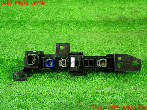 1UPJ-9237076307]セレナ(C28)スイッチ2 (スライドドア他) 中古_2