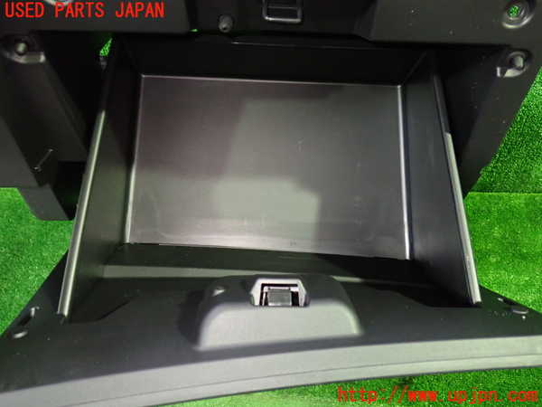 1UPJ-9237077516]セレナ(C28)グローブボックス1 中古_2